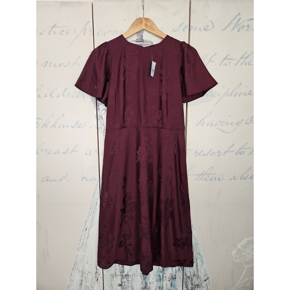 NWT Ann Taylor Fit & Flare Dress 4P Burgundy Floral Jacquard Flutter Sleeve Midi
